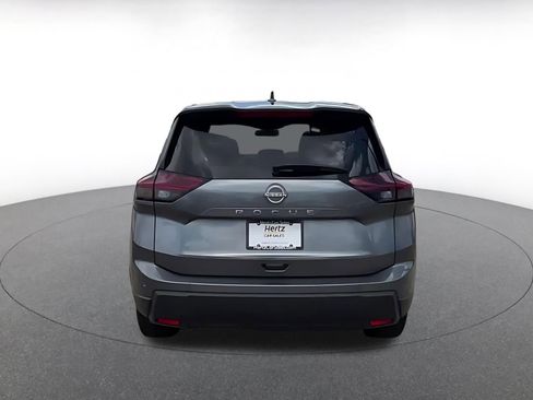 Used 2025 Nissan Rogue SV FWD image 12