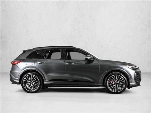 New 2025 Audi SQ5 Premium Plus image 4