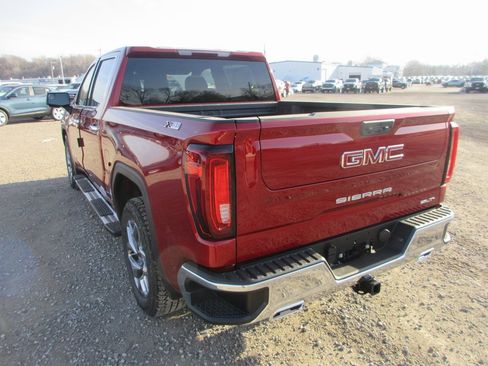 New 2026 GMC Sierra 1500 SLT w/ SLT Premium Package image 9