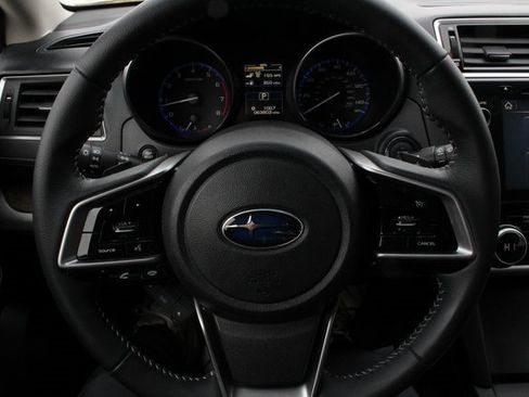 Used 2018 Subaru Outback 2.5i Limited image 23