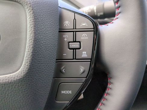New 2026 Toyota Prius Plug-In Hybrid FWD image 25
