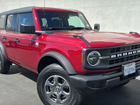 Certified 2025 Ford Bronco Big Bend image 1