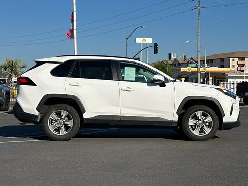 Used 2024 Toyota RAV4 XLE image 6