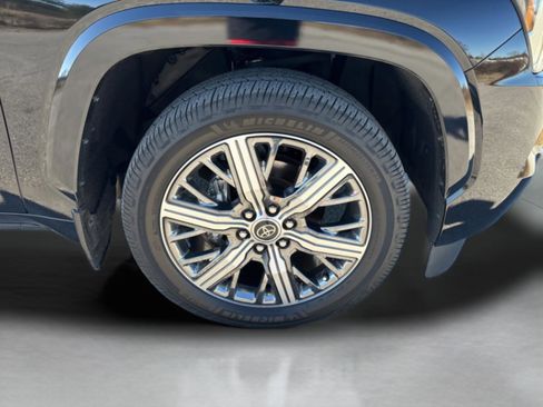 Used 2023 Toyota Sequoia Capstone image 57