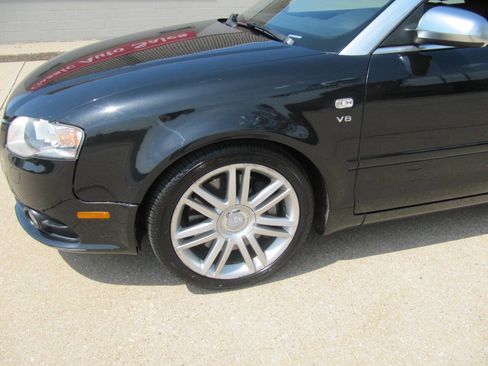 Used 2007 Audi S4 Cabriolet AWD/4WD image 3