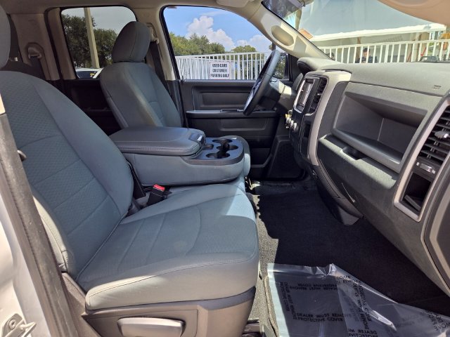 Used 2016 RAM 1500 Express RWD image 17