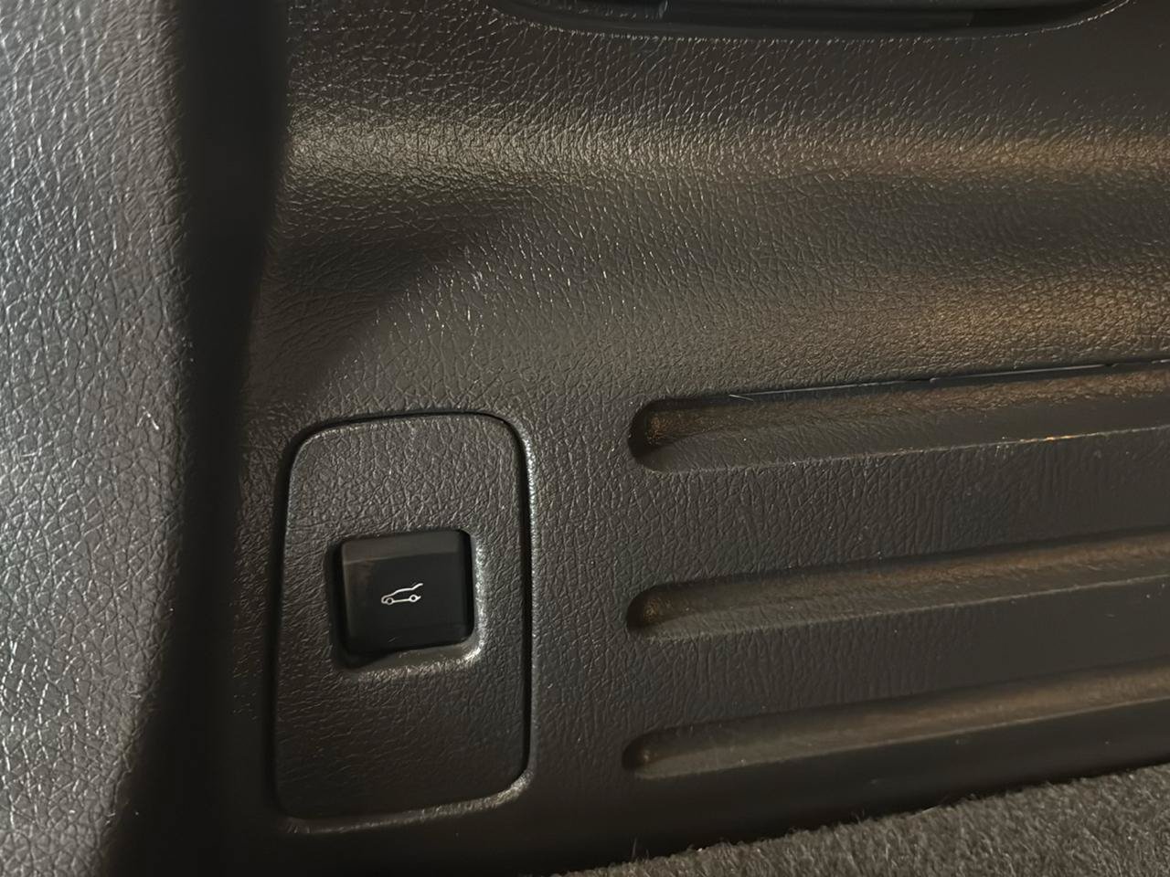 Used 2013 Ford Edge SEL FWD image 45