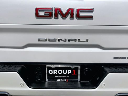 Used 2021 GMC Sierra 1500 Denali w/ Driver Alert Package II RWD image 10