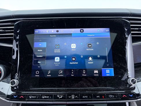 Used 2022 Jeep Wagoneer Series III w/ Premium Group I image 25