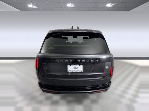 Used 2023 Land Rover Range Rover SE AWD/4WD image 10