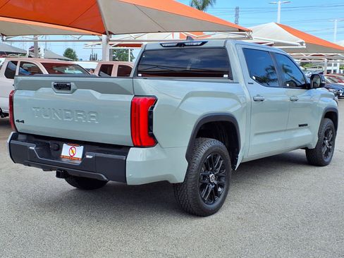 Used 2024 Toyota Tundra Limited AWD/4WD image 6