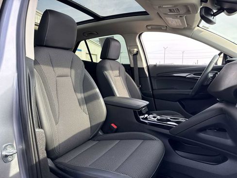 Certified 2022 Buick Envision Preferred AWD/4WD image 25