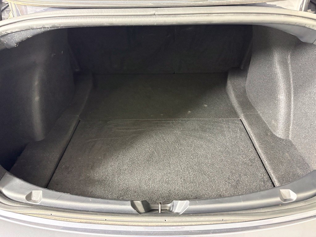 Used 2023 Tesla Model 3 Standard Range RWD image 35