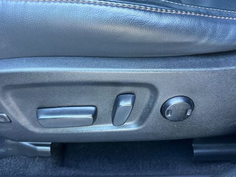 Used 2016 Toyota Highlander Limited Platinum image 14