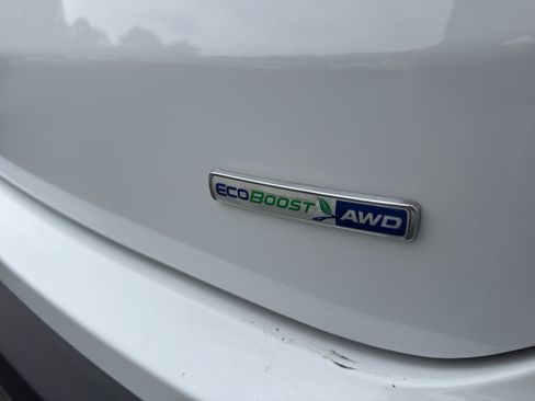 Used 2020 Ford Edge SE AWD/4WD image 6