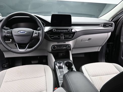 Used 2024 Ford Escape Active w/ Cold Weather Package FWD image 15