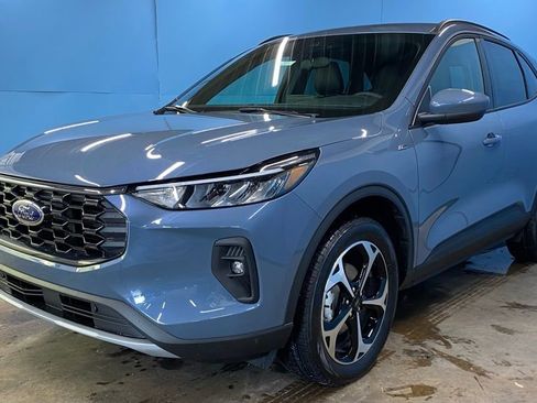 New 2026 Ford Escape ST-Line Select w/ Equipment Group 401A image 4