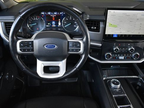 Used 2022 Ford Expedition XLT RWD image 18