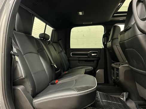 Used 2026 RAM 2500 Laramie AWD/4WD image 9