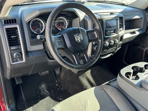 Used 2017 RAM 1500 Express image 17