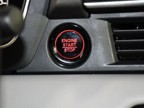 Certified 2023 Honda Pilot EX-L image 24