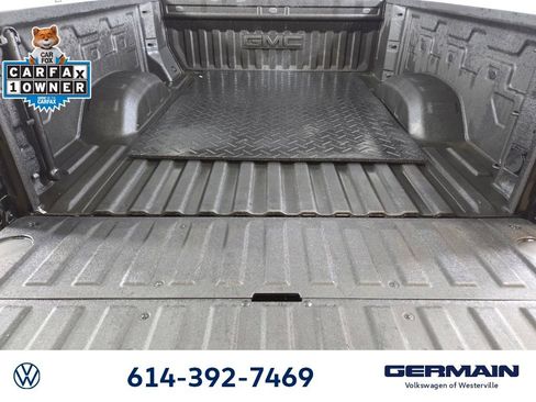 Used 2025 GMC Sierra 2500 AT4 w/ AT4 Premium Plus Package AWD/4WD image 18
