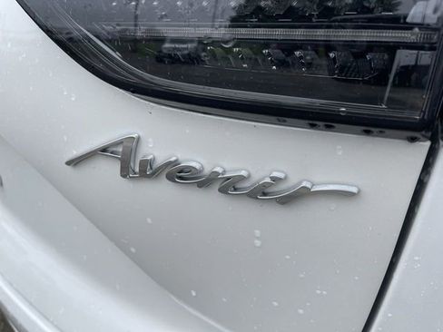 Used 2025 Buick Envision Avenir AWD/4WD image 10