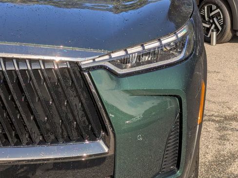 New 2026 INFINITI QX60 Autograph w/ Dark Cargo Package image 10