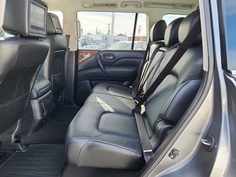 Used 2018 INFINITI QX80 4WD w/ Driver Assistance Package image 10
