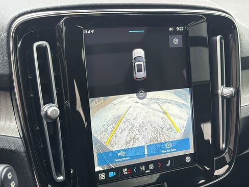 Certified 2023 Volvo XC40 B5 Plus w/ Driver Assist Package image 18