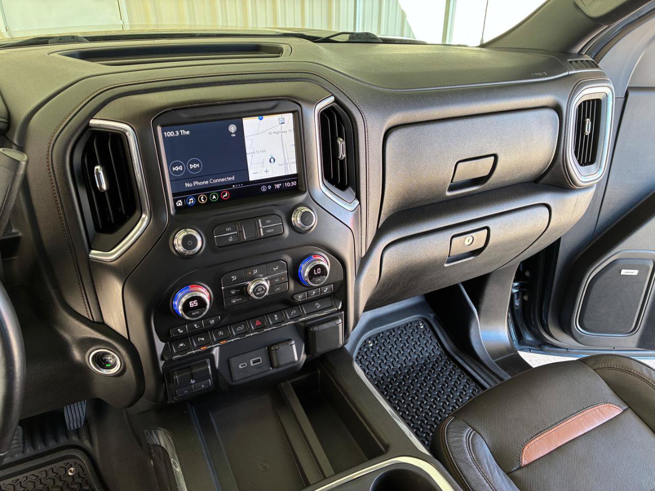 Used 2021 GMC Sierra 1500 AT4 w/ AT4 Premium Package AWD/4WD image 19