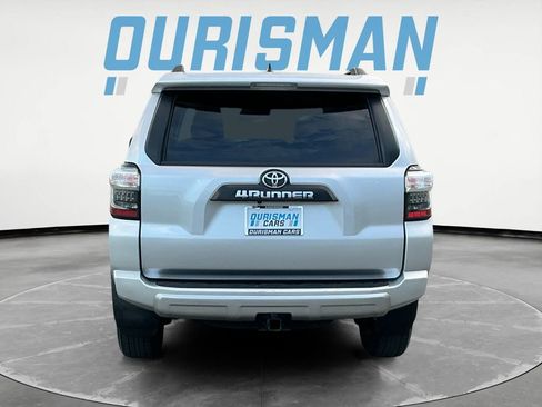 Used 2024 Toyota 4Runner TRD Off-Road Premium image 6