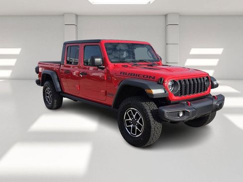 Certified 2025 Jeep Gladiator Rubicon w/ Convenience Group image 7