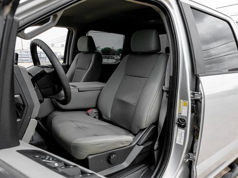 Used 2018 Ford F250 XL w/ Power Equipment Group AWD/4WD image 36
