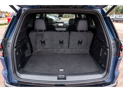 Used 2024 GMC Acadia Denali w/ Super Cruise Package image 16