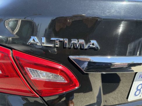 Used 2017 Nissan Altima 2.5 SV FWD image 6