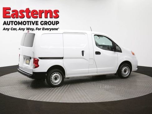 Used 2020 Nissan NV200 S image 40