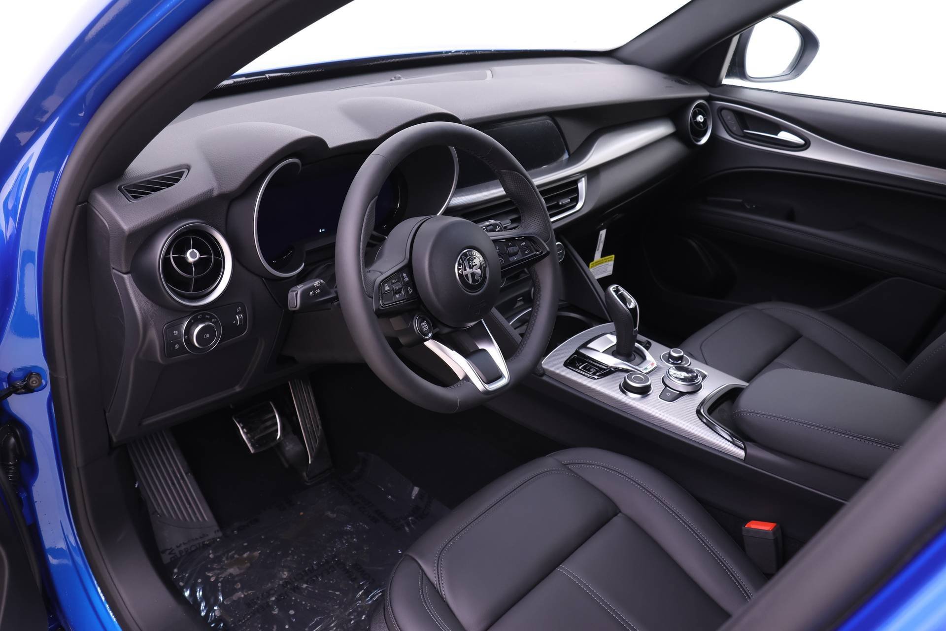 New 2026 Alfa Romeo Stelvio Sprint AWD/4WD image 6