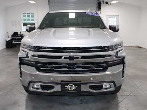 Used 2022 Chevrolet Silverado 1500 LTZ AWD/4WD image 3