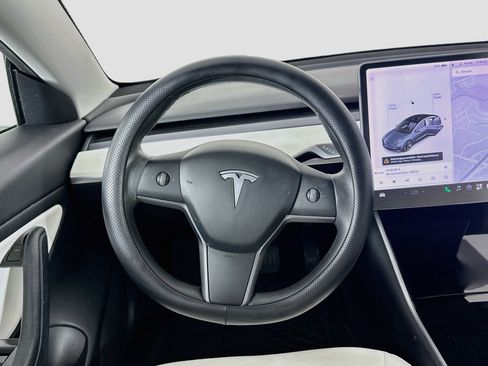 Used 2020 Tesla Model 3 Long Range AWD/4WD image 17