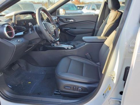 New 2026 Chevrolet Trax RS image 8