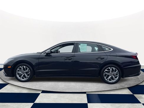 Certified 2023 Hyundai Sonata SEL image 3