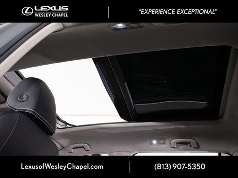 Used 2023 Volkswagen Atlas SEL Premium AWD/4WD image 21