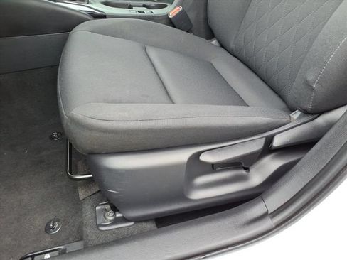 Used 2024 Toyota Corolla LE FWD image 16
