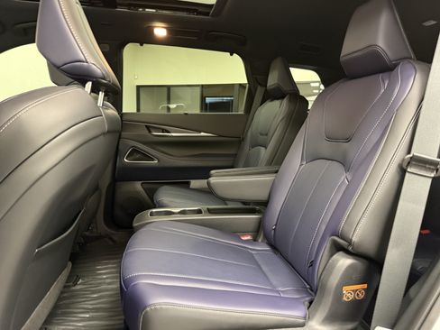 Certified 2026 INFINITI QX60 Sport w/ Dark Cargo Package AWD/4WD image 14