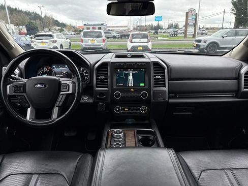 Used 2018 Ford Expedition Platinum image 15
