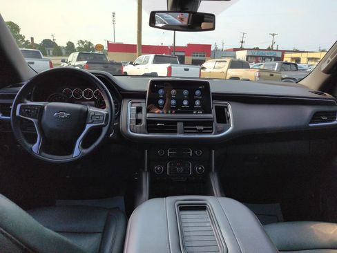 Used 2021 Chevrolet Tahoe Z71 w/ Rear Media and Nav Package AWD/4WD image 12