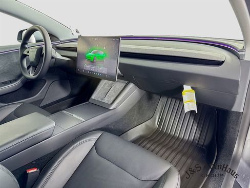 Used 2025 Tesla Model 3 Long Range image 36