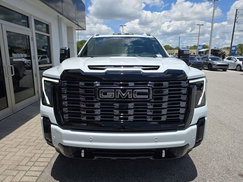 New 2026 GMC Sierra 2500 Denali Ultimate w/ Max Trailering Package AWD/4WD image 2