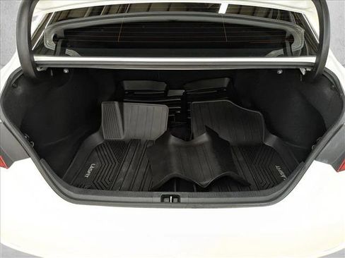 Used 2021 Toyota Camry SE image 7